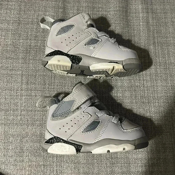 Air Jordan’s High Tops Baby Size 4C Gray - Picture 4 of 9